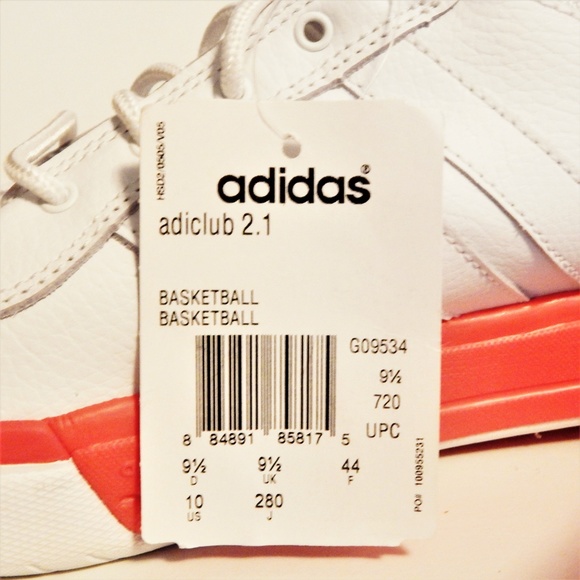 NWT Adidas Basketball shoes  SZ Men 10 10.5 white RARE RETRO DISCOUNT SHIPPING!!
